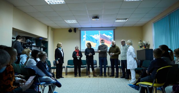 Анналена Бербок ознайомилася з роботою дитячої лікарні №16