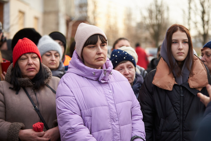 Ігор Терехов зустрівся з мешканцями однієї з найбільш зруйнованих багатоповерхівок у Київському районі