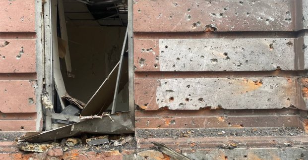 Спеціалісти обстежать постраждалі від обстрілу будинки у центрі Харкова