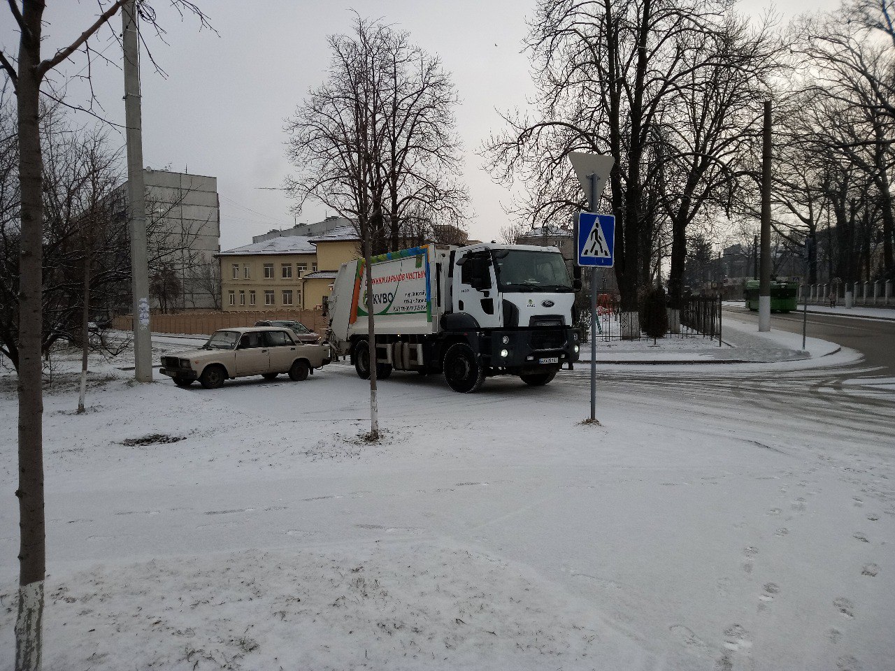 З Харкова за тиждень вивезли близько 51 тисячі кубометрів відходів