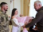 11 couples got married in the Palace of Marriage