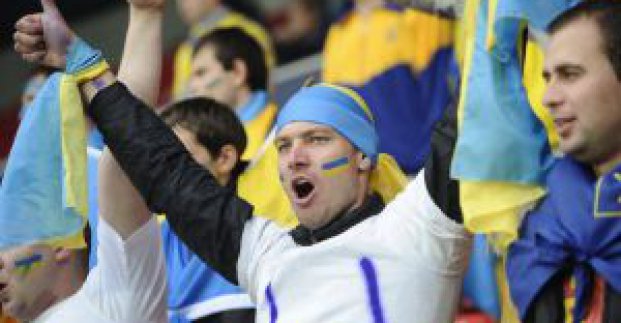 Фан-зону на майдані Свободи змонтують у травні 2012 року