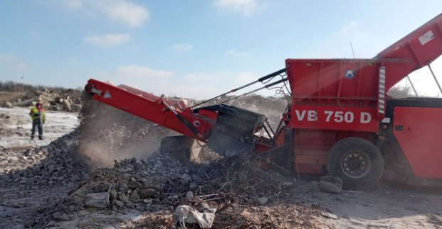 У Харкові переробляють відходи руйнацій