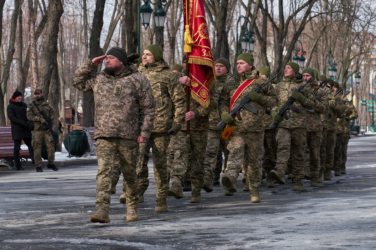 Ігор Терехов нагородив військовослужбовців ТрО за оборону Харкова