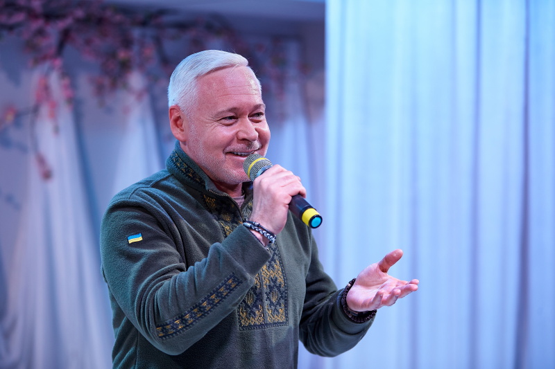 Ігор Терехов привітав жінок ще трьох районів Харкова зі святом весни