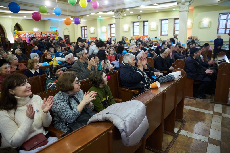 Ігор Терехов привітав харківських євреїв зі святом Пурим