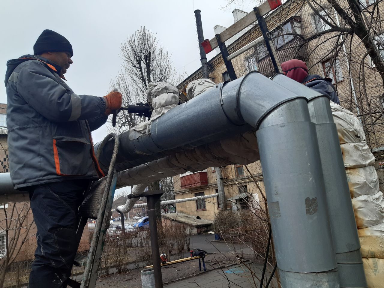 У Харкові відновлюють теплопостачання