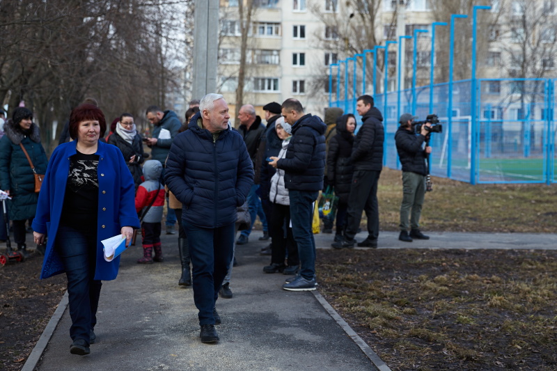 В Індустріальному районі активно ремонтують житлові будинки