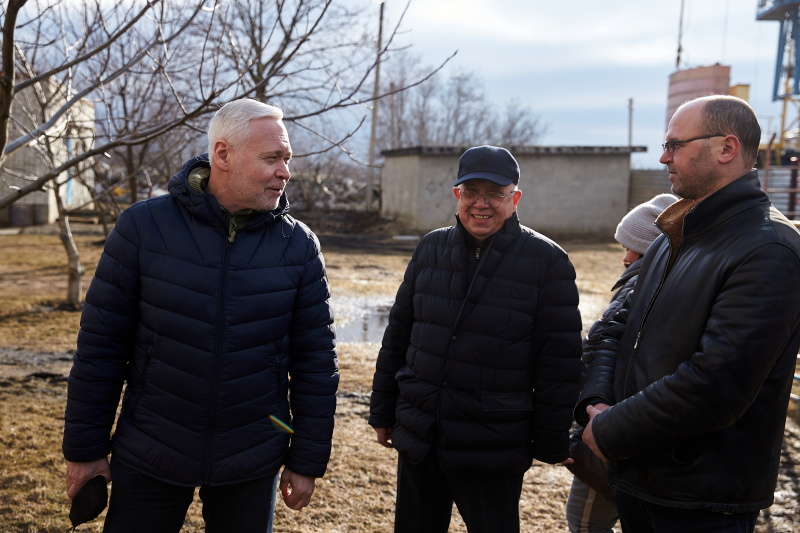 В Індустріальному районі активно ремонтують житлові будинки