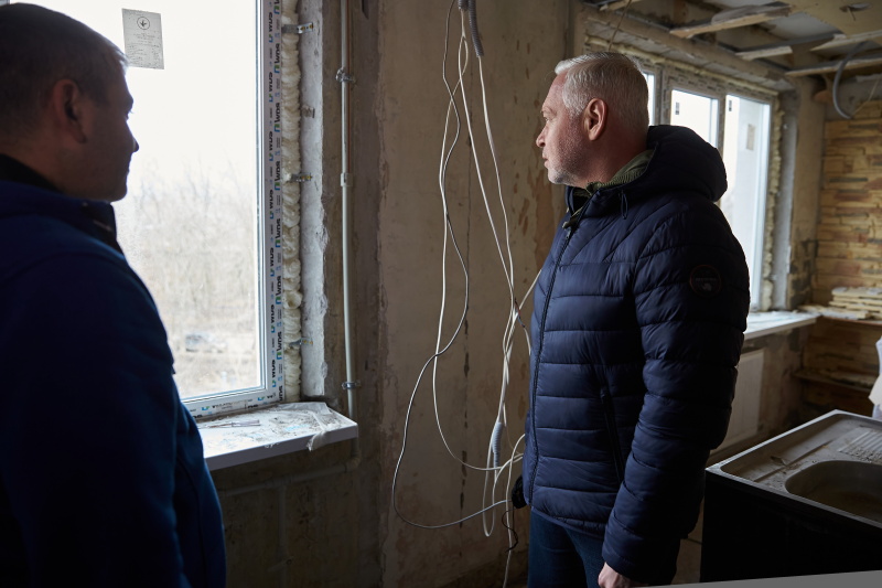 В Індустріальному районі активно ремонтують житлові будинки
