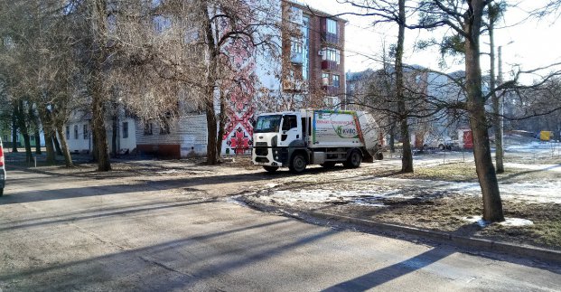 У лютому з Харкова вивезли понад 172 тисячі кубометрів побутових відходів