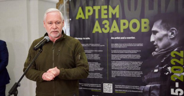 У Харкові відкрилася виставка картин загиблого добровольця Артема Азарова