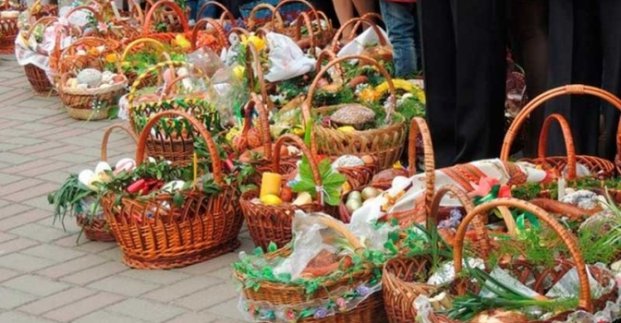 На Великдень харків’яни зможуть освятити паски протягом дня