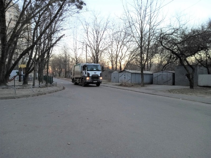 З Харкова за тиждень вивезли понад 50 тисяч кубометрів сміття