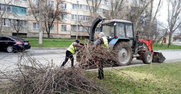 З Харкова за тиждень вивезли понад 45 тисяч кубометрів сміття