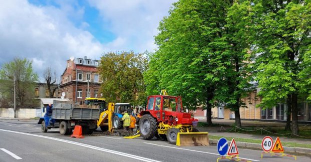 В Основ'янському районі усувають аварії на мережах водопостачання
