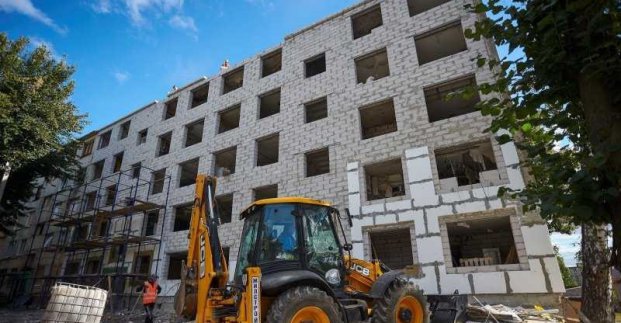 У Харкові працюють над відновленням житлового фонду 