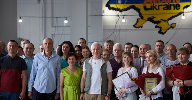 Ігор Терехов привітав з професійним святом компанію «Дебант Україна»