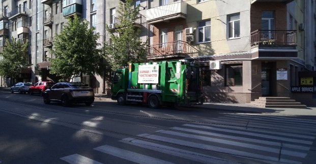 З Харкова за тиждень вивезли понад 44 тисячі кубометрів сміття