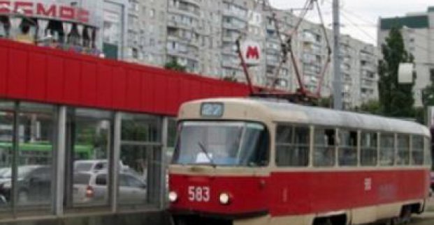 У неділю деякі трамваї та тролейбуси тимчасово змінять маршрути 