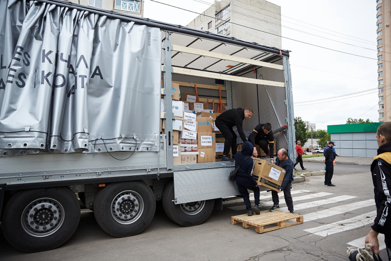 Понад сто тонн гуманітарної допомоги відправили з Харкова на Херсонщину