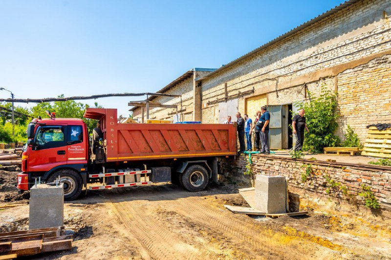 «Тепломережі» відправили генератори та воду колегам з Херсону