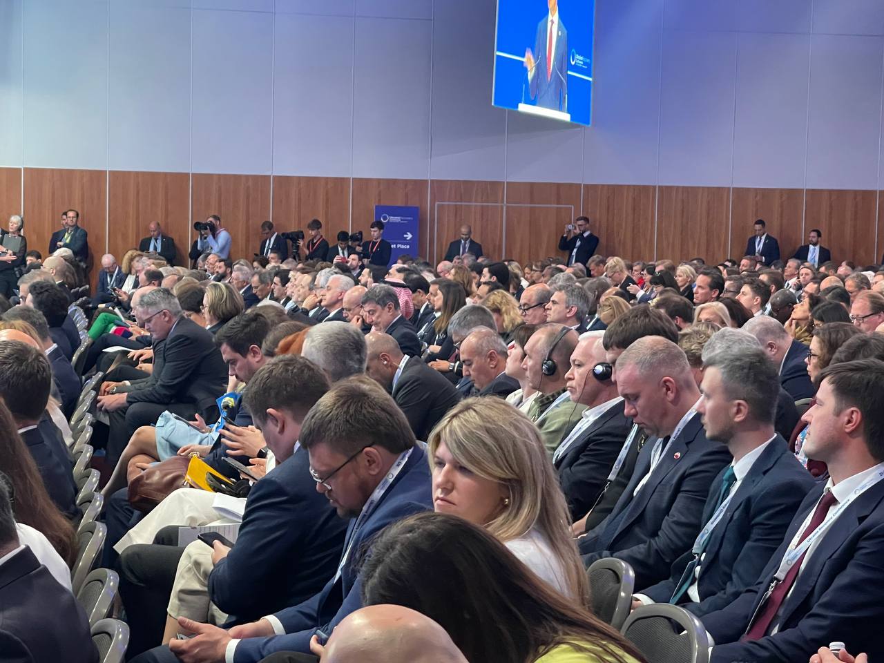 У Лондоні проходить масштабна конференція, присвячена відбудові України