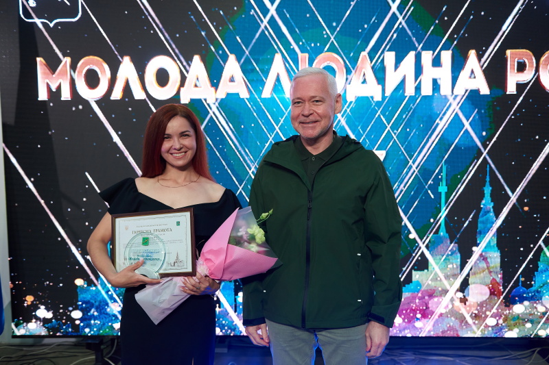 Ігор Терехов нагородив переможців конкурсу «Молода людина року»