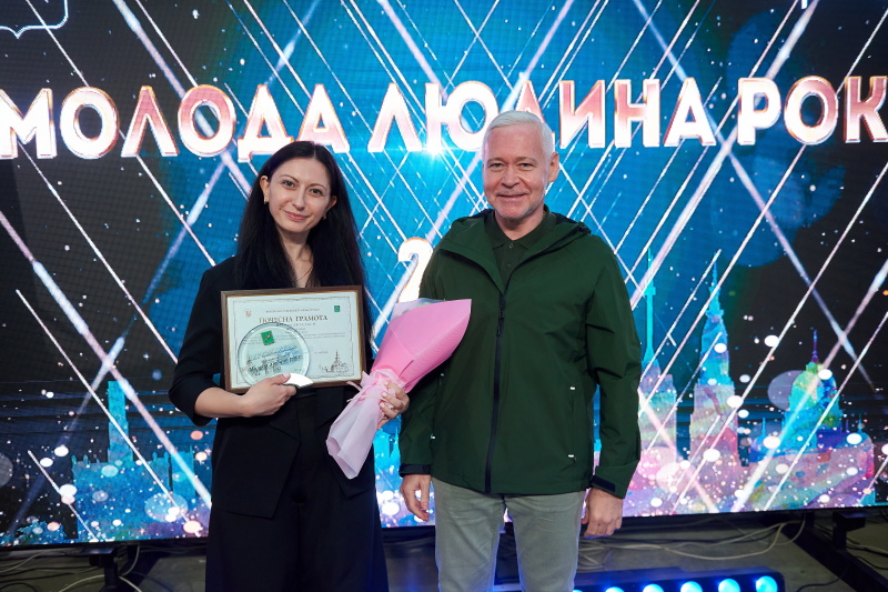 Ігор Терехов нагородив переможців конкурсу «Молода людина року»