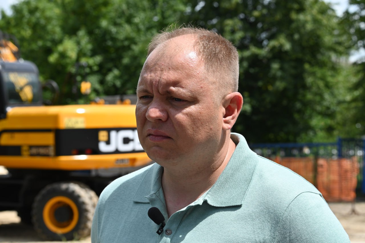 На бульварі Юр’єва перекладають тепломагістраль