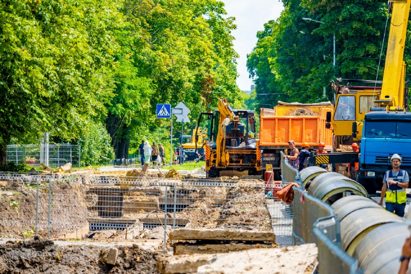 На бульварі Юр’єва перекладають тепломагістраль