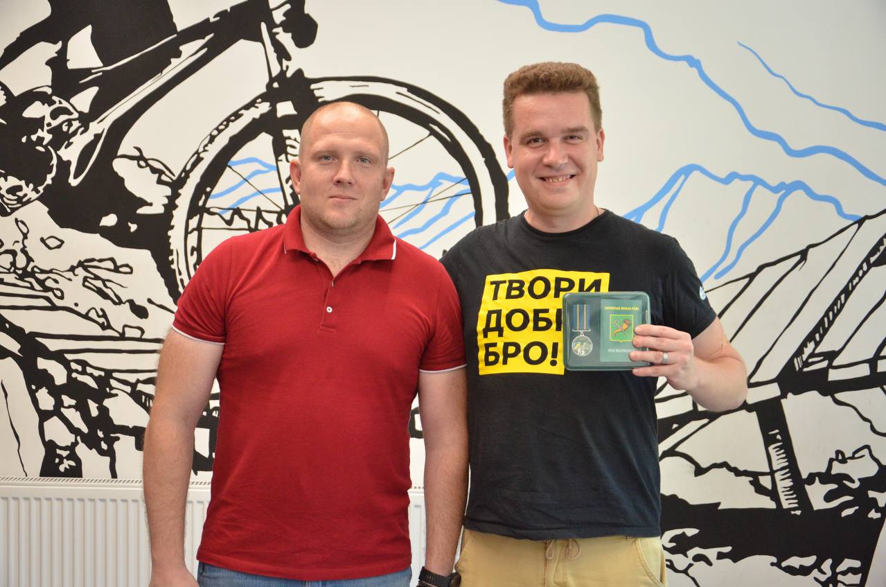 У Харкові нагородили волонтерів