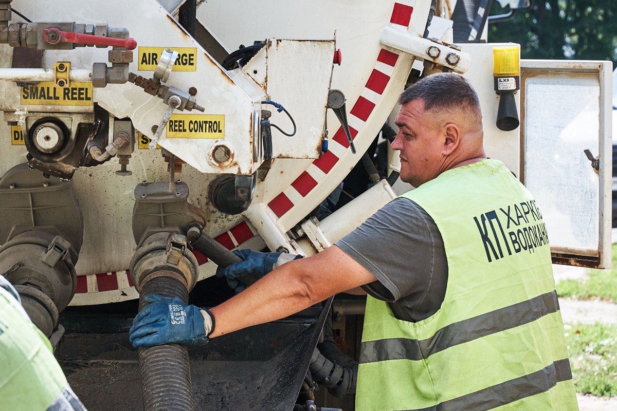 У Шевченківському районі прочистили 20 кілометрів мереж водовідведення