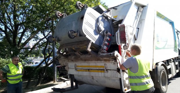 У серпні з Харкова вивезли понад 164 тисячі кубометрів сміття