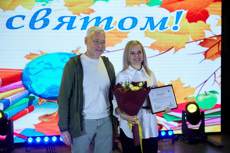 Ігор Терехов привітав з Днем вчителя освітян двох районів міста