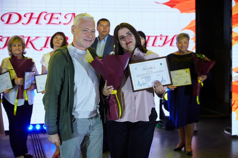 Ігор Терехов привітав з Днем вчителя освітян двох районів міста