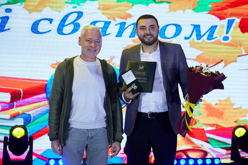 Ігор Терехов привітав з Днем вчителя освітян двох районів міста
