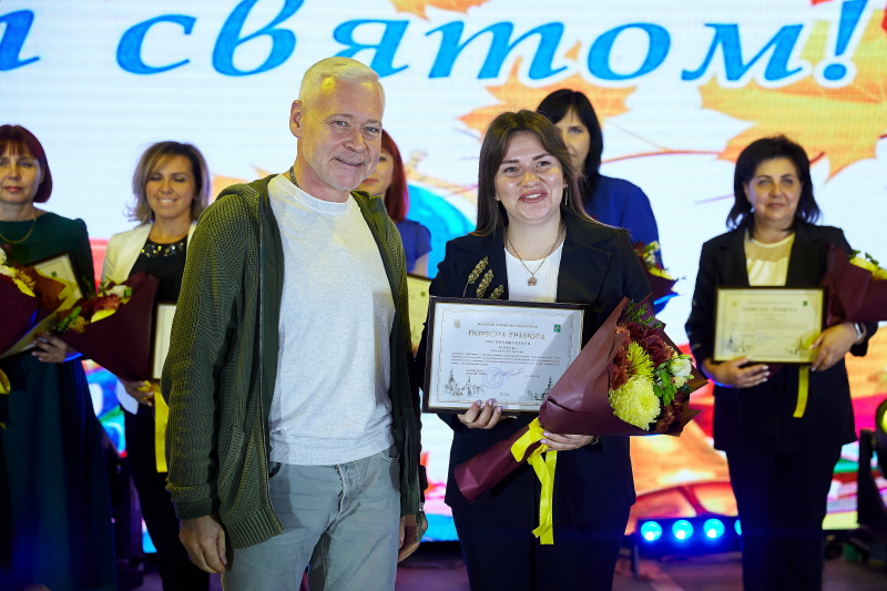 Ігор Терехов привітав з Днем вчителя освітян двох районів міста