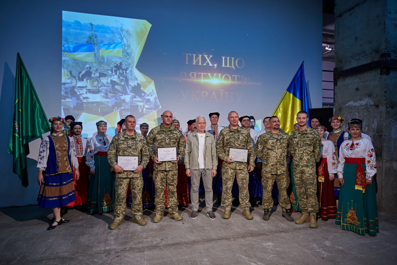 Ігор Терехов відзначив нагородами військових