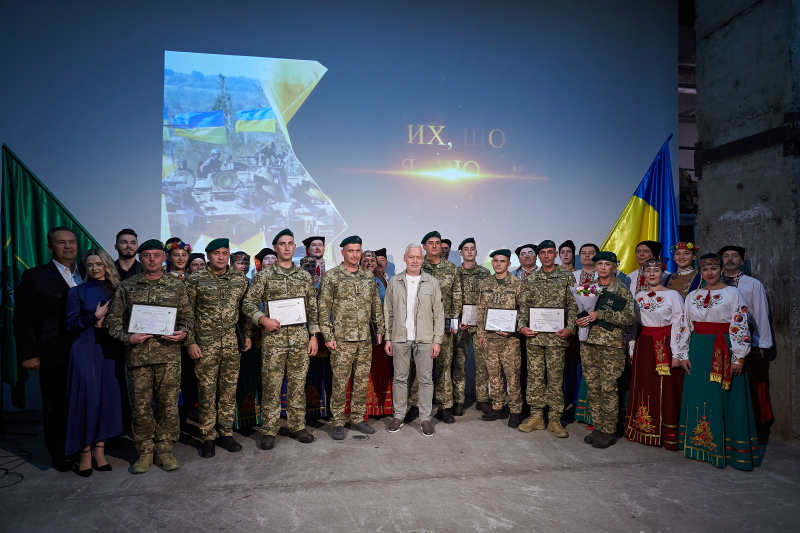 Ігор Терехов відзначив нагородами військових
