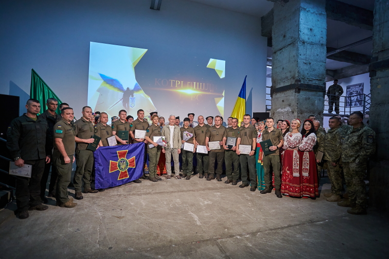 Ігор Терехов відзначив нагородами військових
