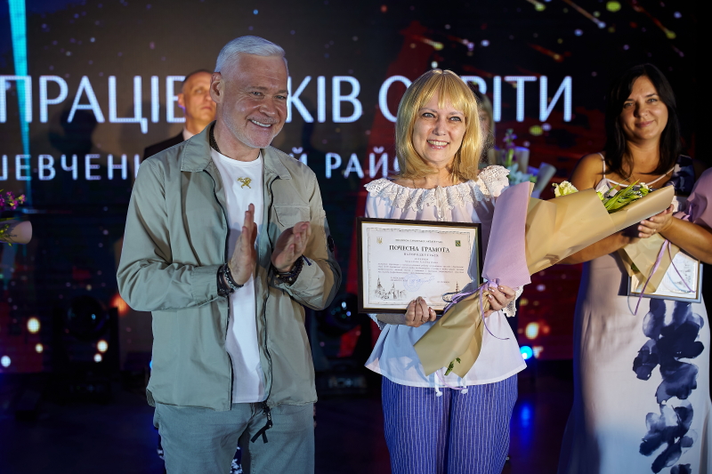 День вчителя відсвяткували в Шевченківському та Немишлянському районах