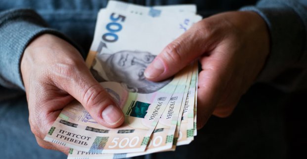 Постраждалі внаслідок обстрілу родини отримають матеріальну допомогу 