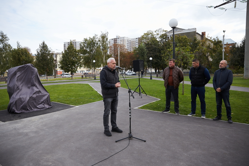У Харкові відкрили пам’ятник тепловикам