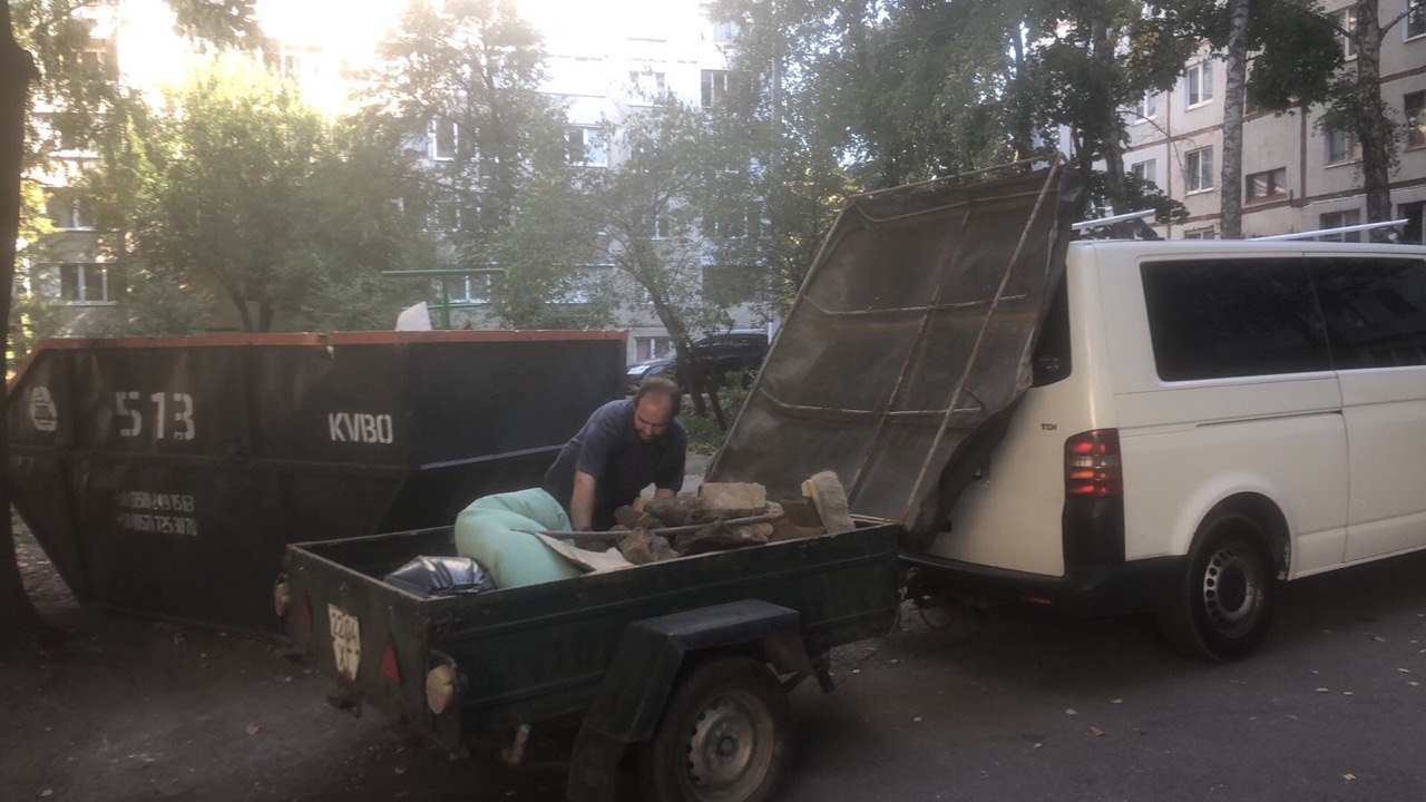 У Харкові фіксують випадки незаконного викидання великогабаритних відходів
