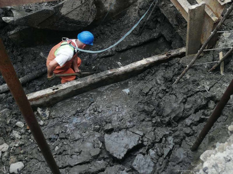 В Основ'янському районі переклали понад кілометр мереж водовідведення
