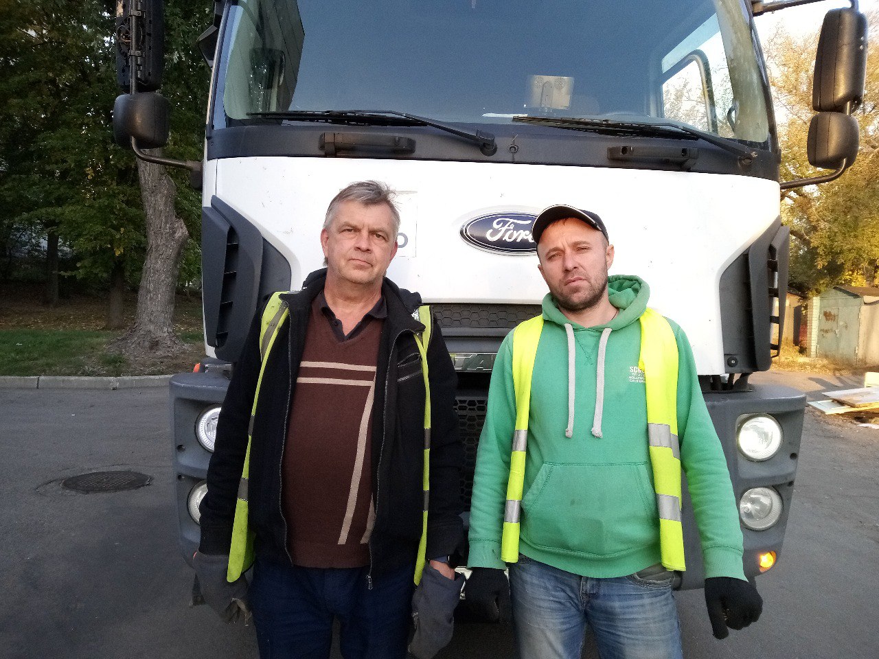 Бригади КВПВ підтримують чистоту в Салтівському та Київському районах