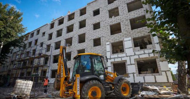 Місто допоможе відновити пошкоджені відомчі будинки 