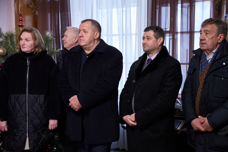 У Будинку художника відкрилася різдвяна виставка