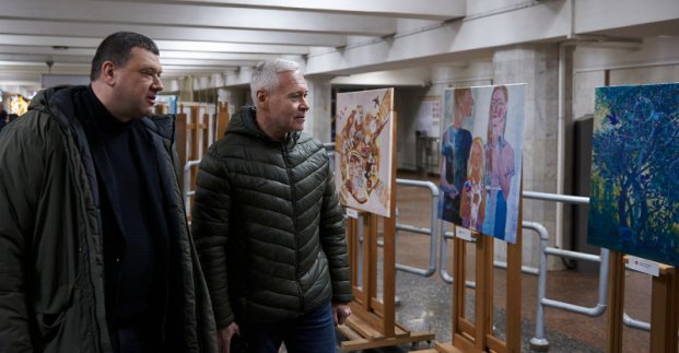 An art exhibition is being held in the Kharkiv metro